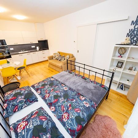 Lovely Studio Apartment, Free Parking 1,55 Hight Praha Eksteriør bilde
