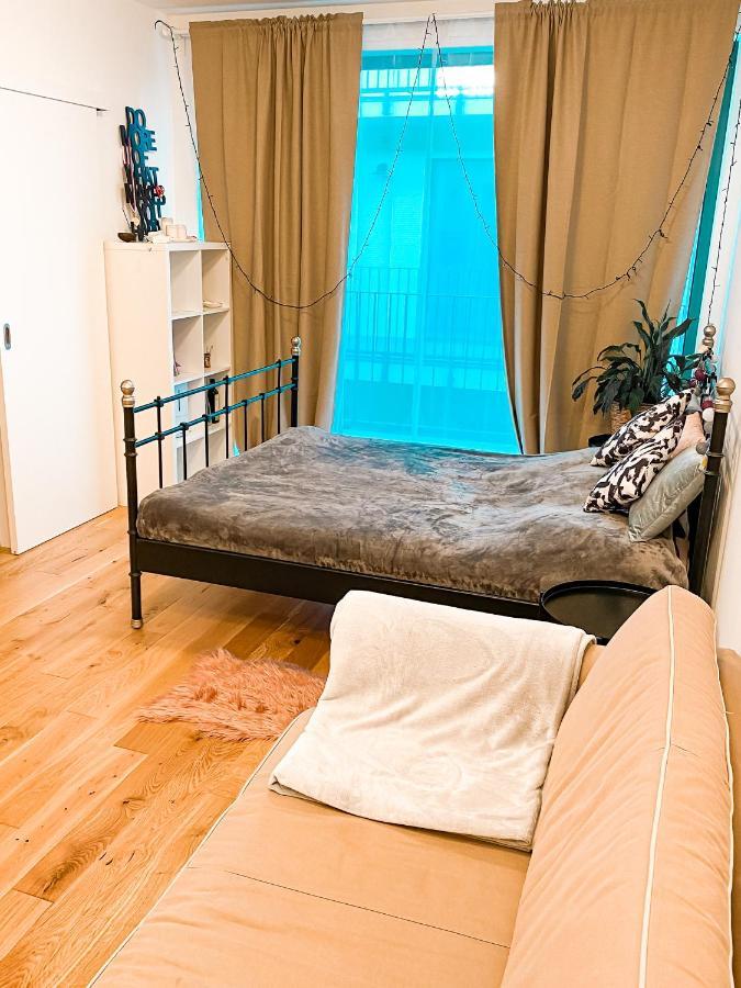 Lovely Studio Apartment, Free Parking 1,55 Hight Praha Eksteriør bilde