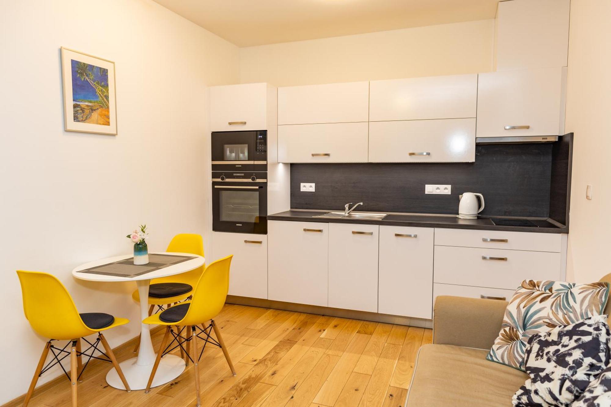 Lovely Studio Apartment, Free Parking 1,55 Hight Praha Eksteriør bilde